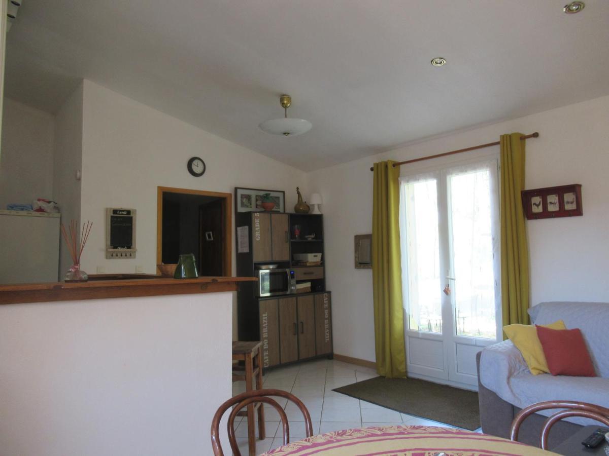 维勒克罗兹Le Cabanon Des Hirondelles别墅 外观 照片